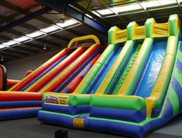 Parco giochi Bounce and Beyond