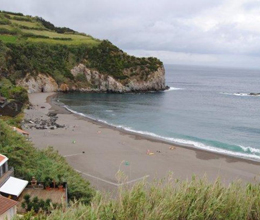Praia dos Moinhos - the local beach in Porto Formoso